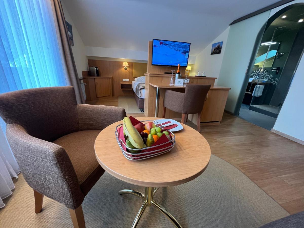 Hotel Garni Brunnthaler Garmisch-Partenkirchen járás Kültér fotó