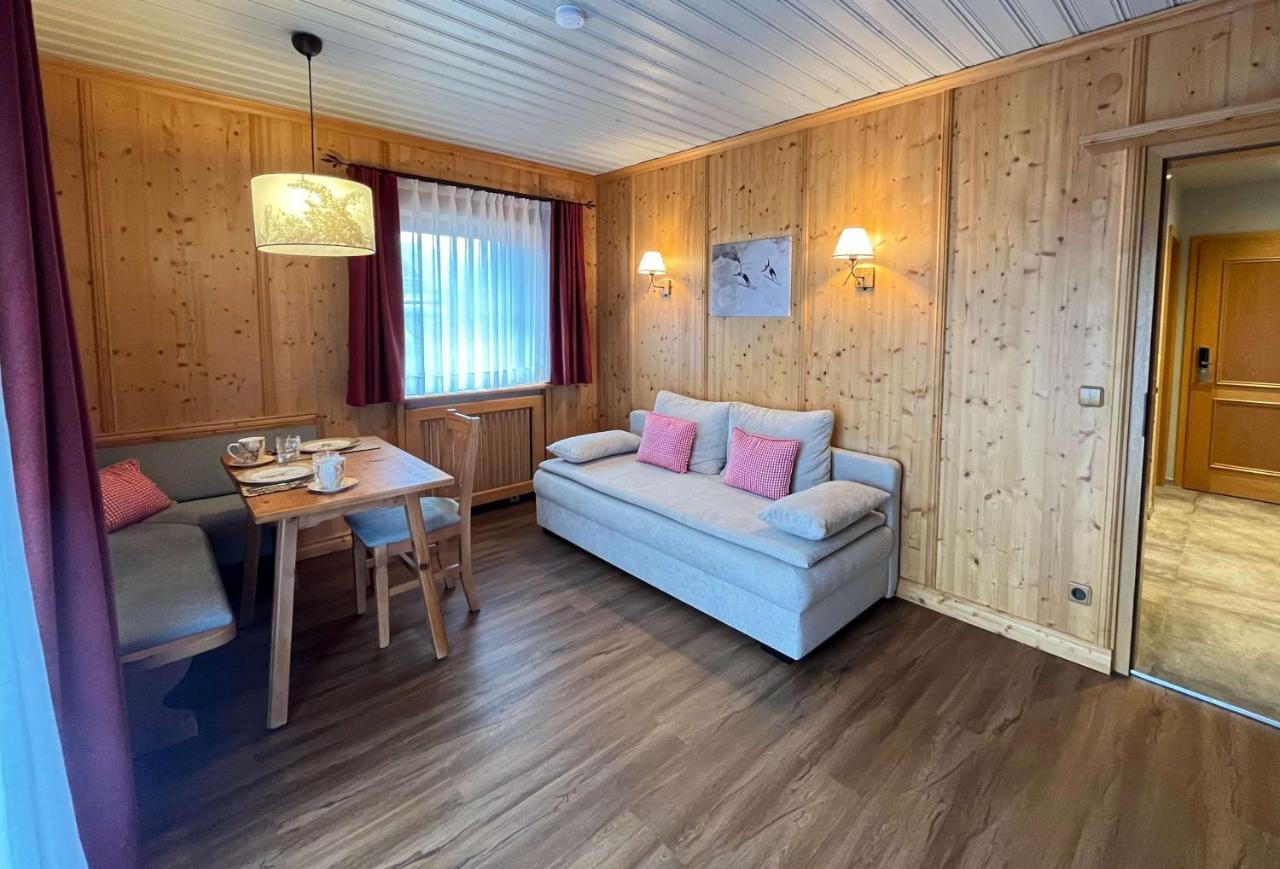 Hotel Garni Brunnthaler Garmisch-Partenkirchen járás Kültér fotó