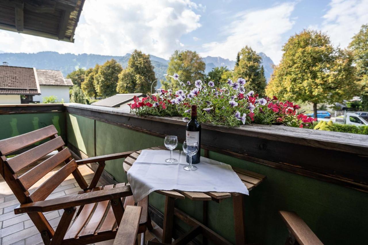 Hotel Garni Brunnthaler Garmisch-Partenkirchen járás Kültér fotó